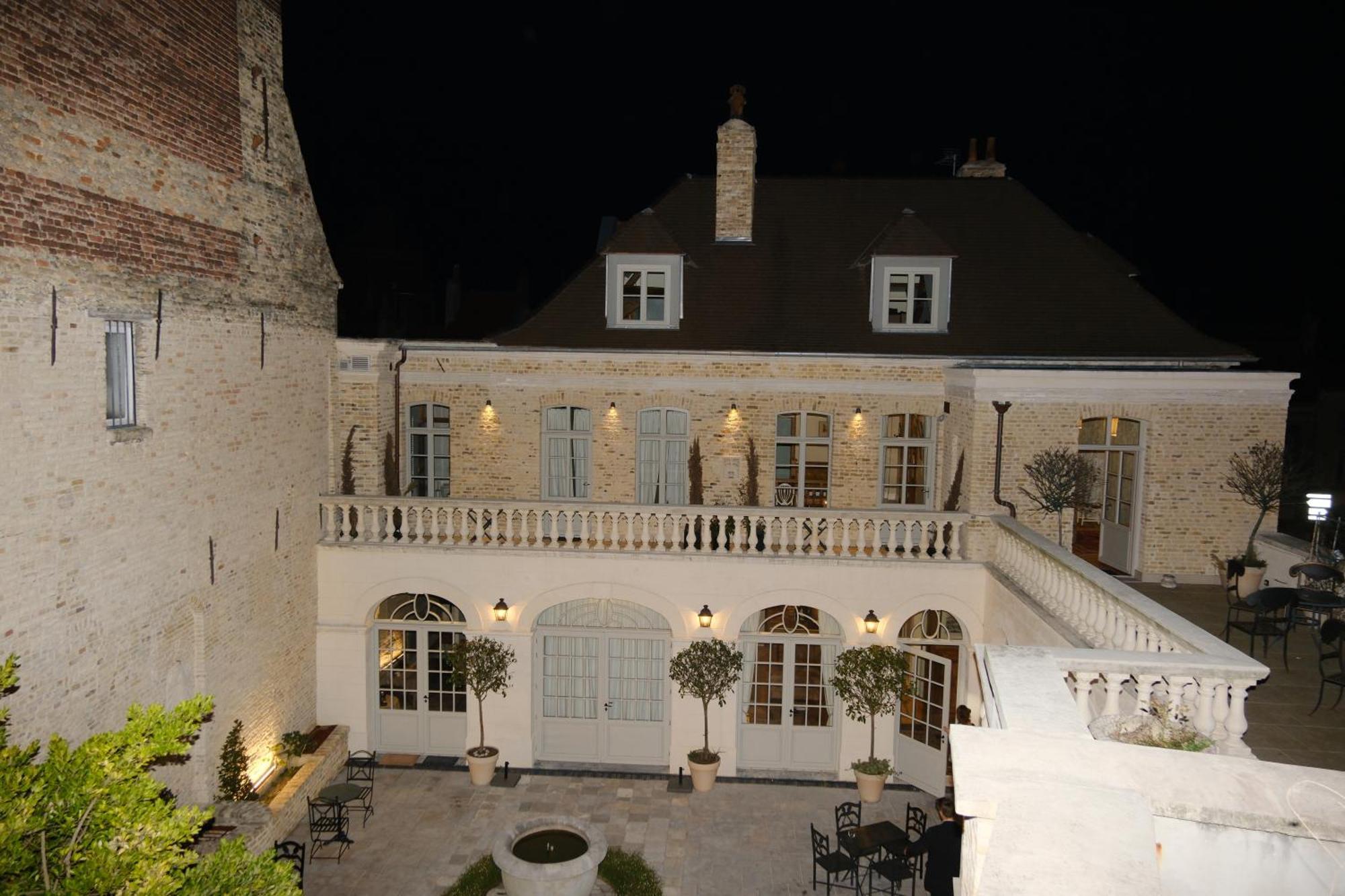Clos Du Bailli Сент Омер Екстериор снимка